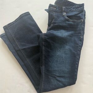 Express Women’s Low-rise, boot cut jeans. Vintage. Size 8 short.